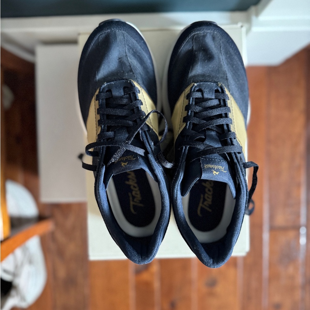 Tracksmith Navy and Beige Sneakers Worn Once - Picture 5 of 7